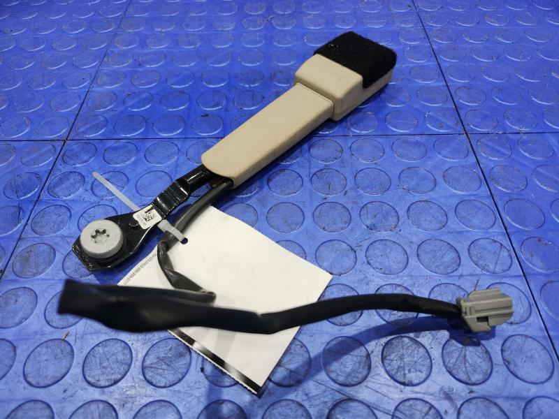 2014 Jeep Grand Cherokee Front Seat Belt