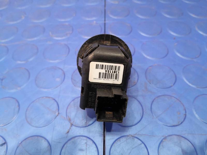 2013 Ford F-150 Door Switch Front