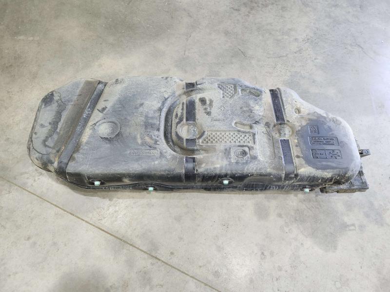 2015-2016 Kia Sedona OEM Fuel Tank Gas Tank Assembly 21.5 Gallon 31150A9500