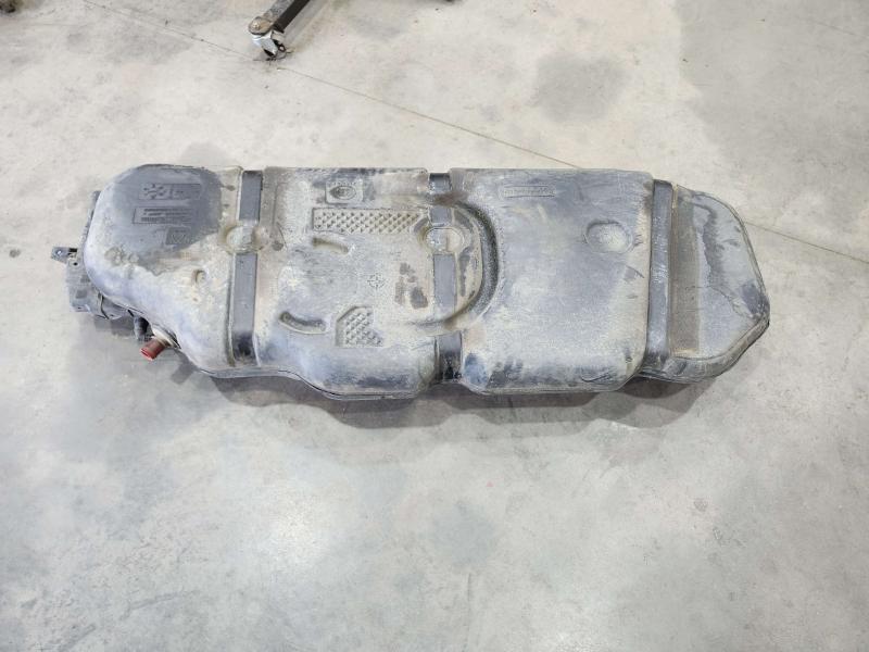 2015-2016 Kia Sedona OEM Fuel Tank Gas Tank Assembly 21.5 Gallon 31150A9500