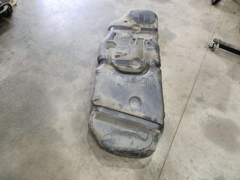2015-2016 Kia Sedona OEM Fuel Tank Gas Tank Assembly 21.5 Gallon 31150A9500