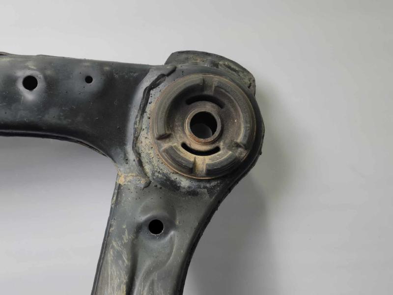 2009 Toyota Camry Crossmember/Cradle/Undercarria