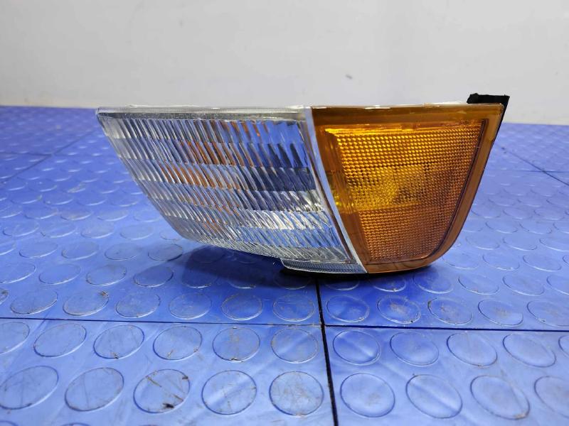 1995 Ford Thunderbi Headlamp Assembly
