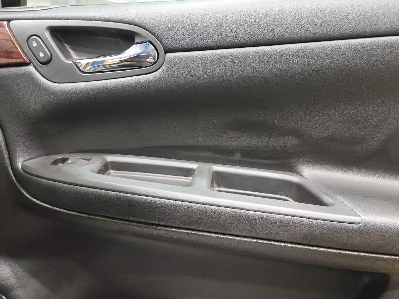 2011 Chevrolet Impala Front Door Trim Panel
