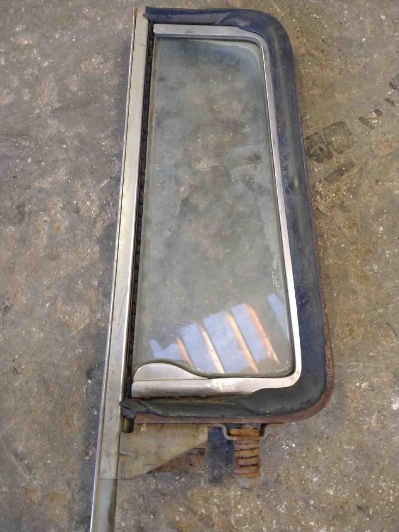 1955 Ford Pass Front Vent Glass/Window
