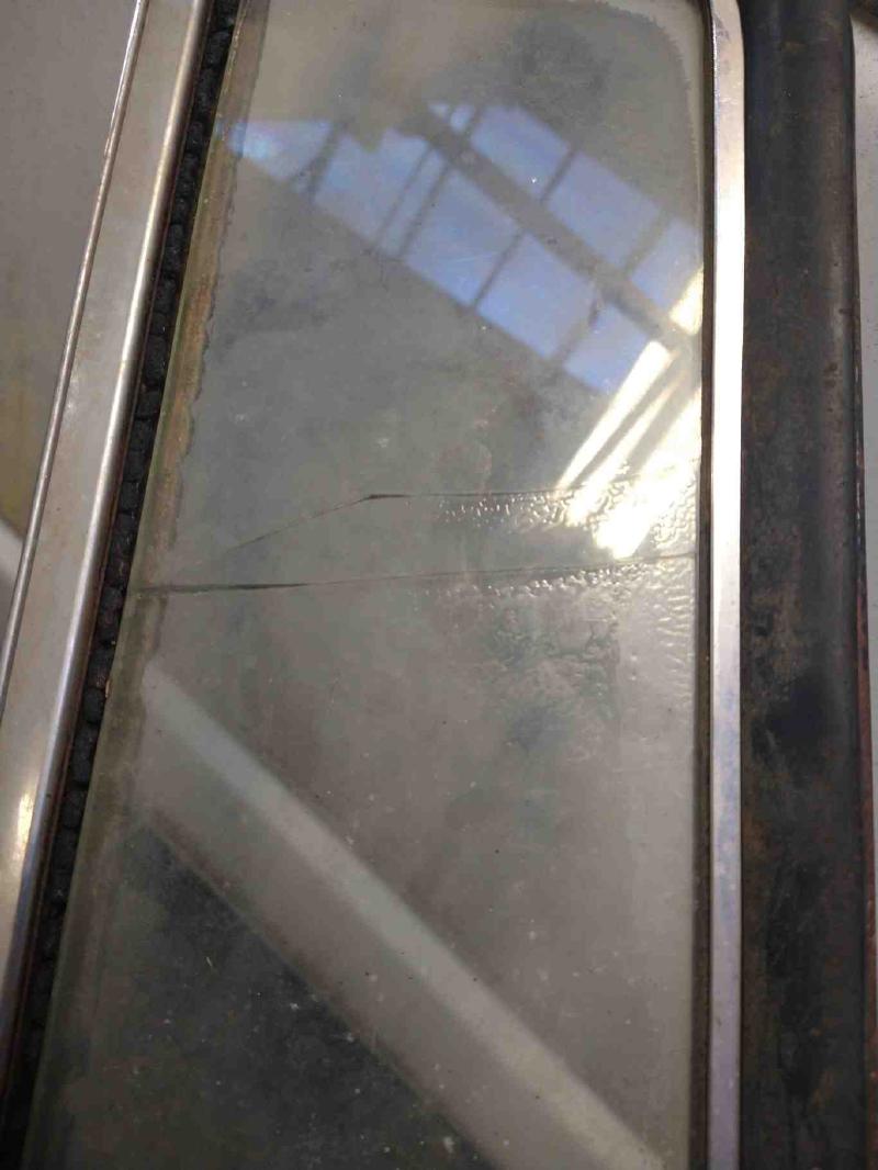 1955 Ford Pass Front Vent Glass/Window