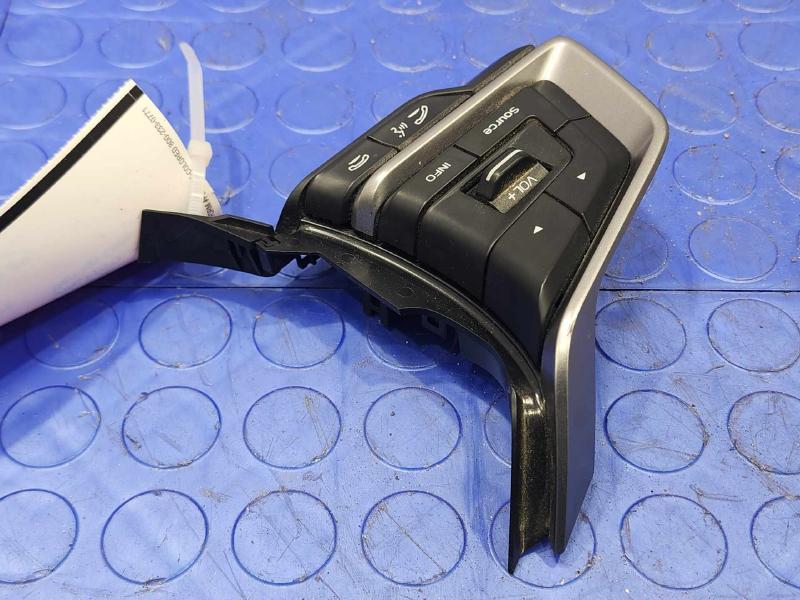 2018-2023 Subaru Crosstrek Steering Wheel Bluetooth Control Switch OEM