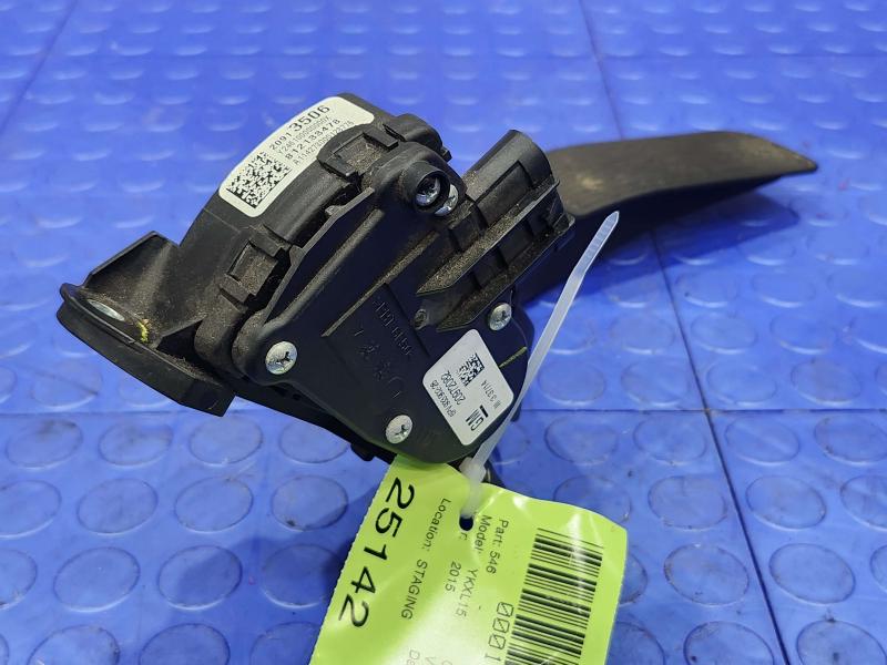 2015 GMC Yukon XL Pedal Assembly