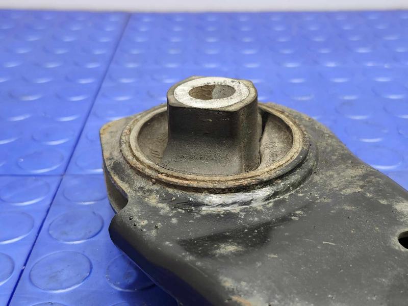2018 Jeep Compass Lower Control Arm Front