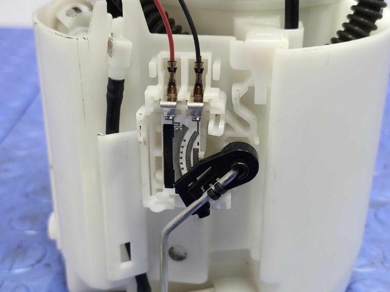 2013-2020 Ford Fusion 2.5L Fuel Pump Assembly Genuine OEM DG93-9H307-DE