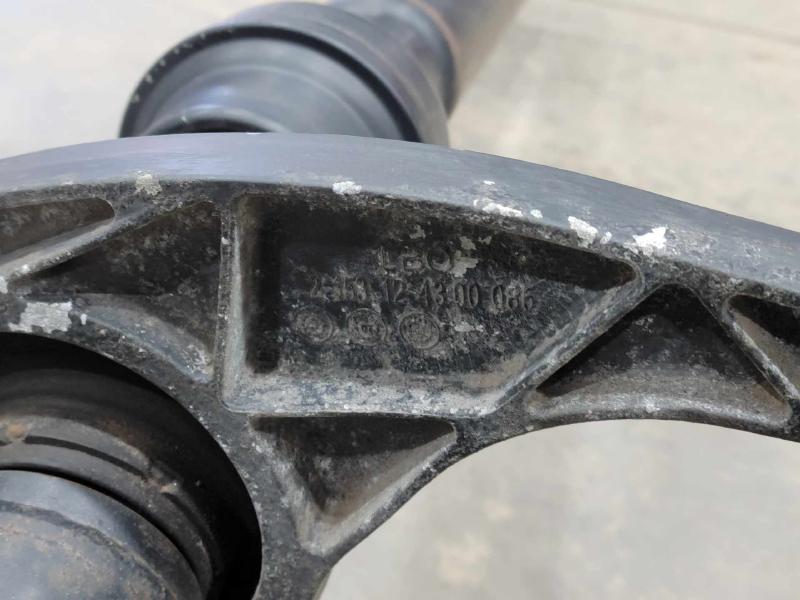 2009 Volkswagen Tiguan Rear Drive Shaft