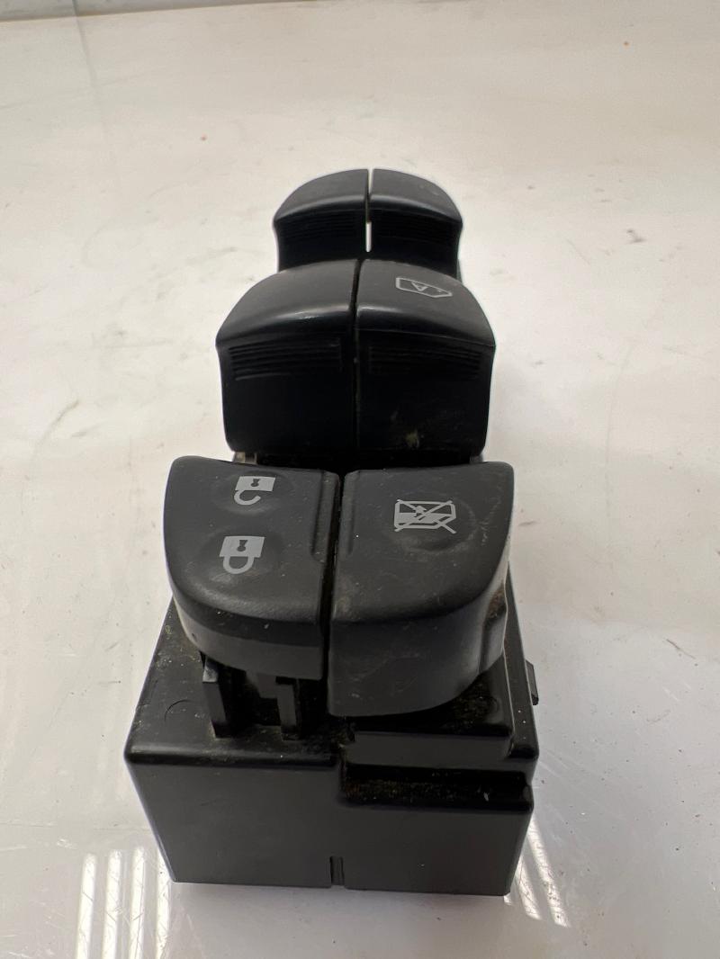 2013 - 2019 Nissan Sentra Master Window Switch Assembly OEM 254013SH1A