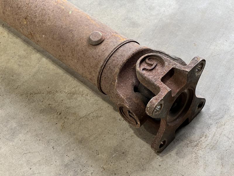 2011 Ford Expedition Rear Drive Shaft