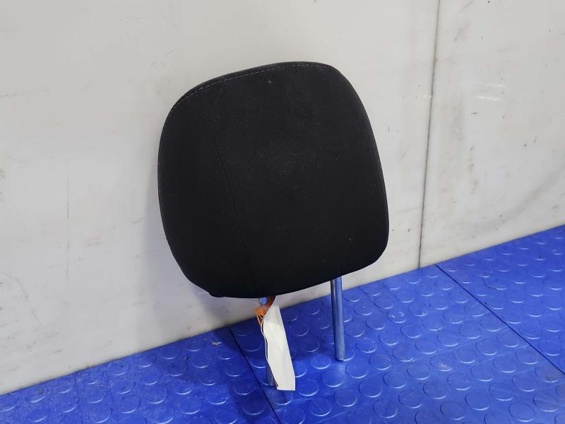 2013 Nissan Pathfinder Headrest