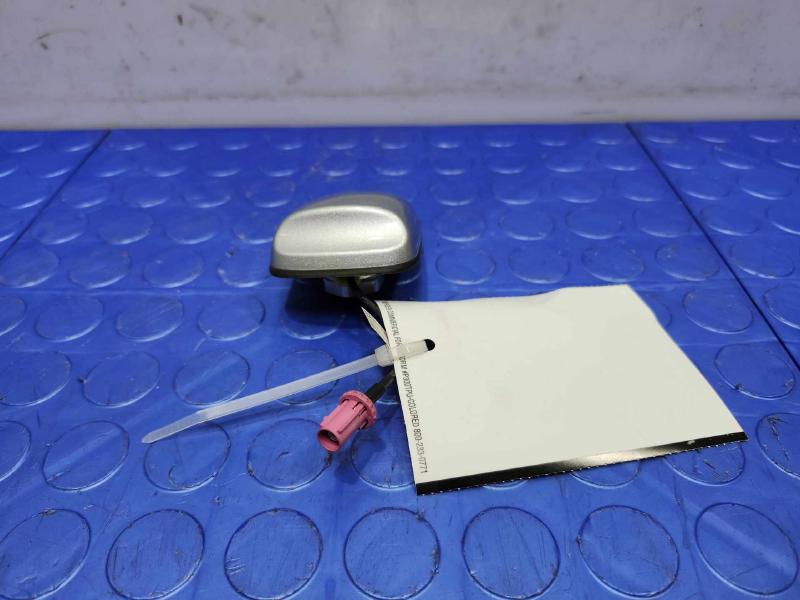 2015 Subaru Legacy Antenna