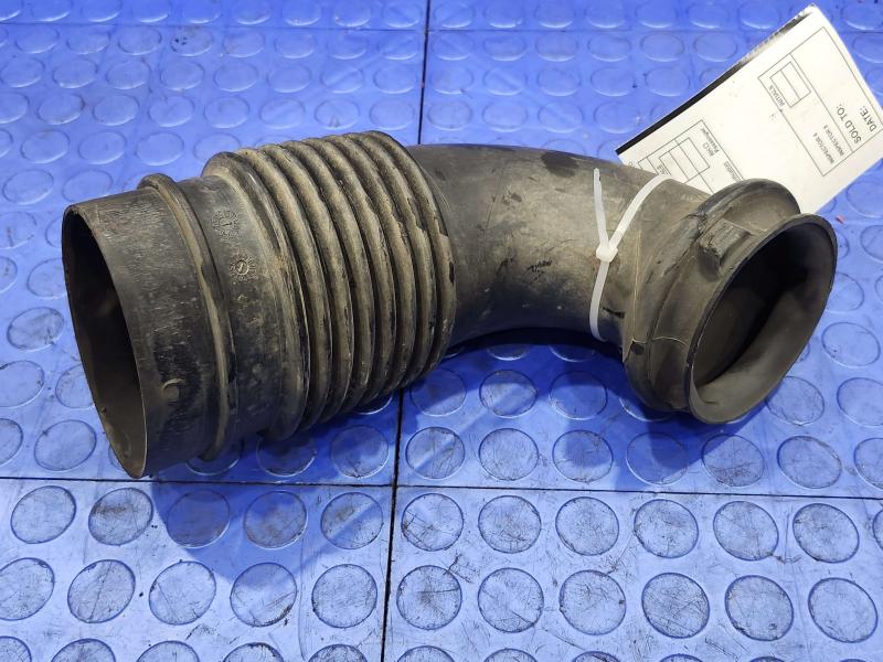 2012 Mercedes Sprinter Air Intake Tube/Resonator