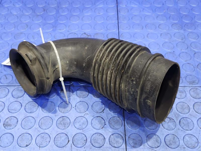 2012 Mercedes Sprinter Air Intake Tube/Resonator