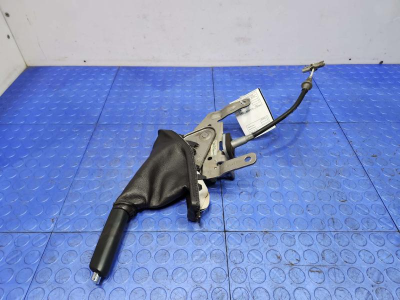 2014 Ford Mustang Emergency Brk.