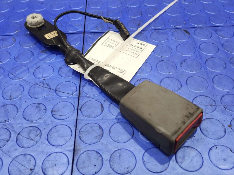 2017 Chevrolet Silverado 2500 Front Seat Belt