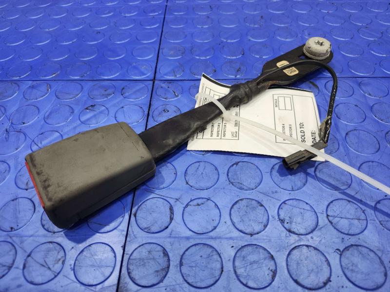 2017 Chevrolet Silverado 2500 Front Seat Belt