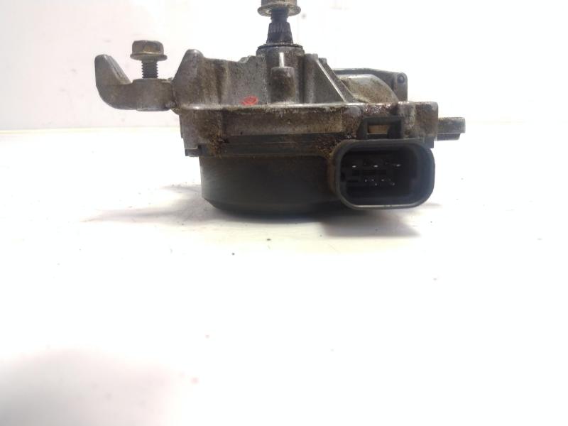 2002 GMC Sierra 2500 Wiper Motor Front