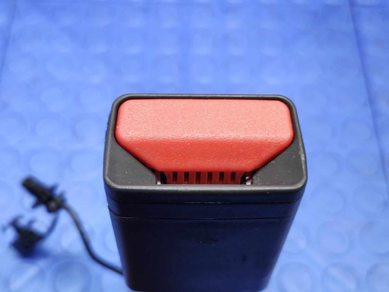 2023 Chevrolet Bolt EUV Front Seat Belt