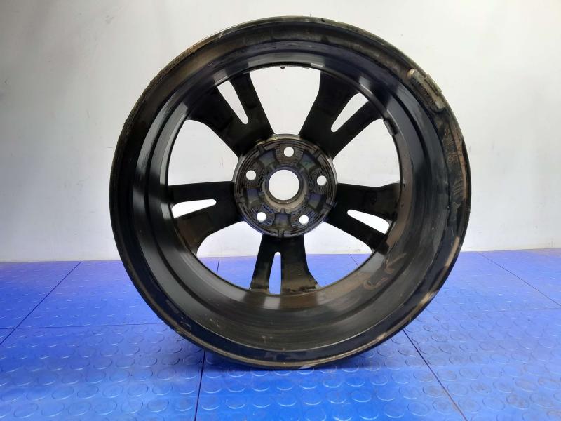2020 Nissan Sentra Wheel