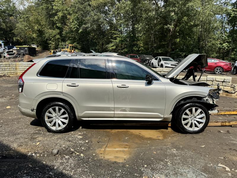 2016 Volvo XC90 Center Pillar