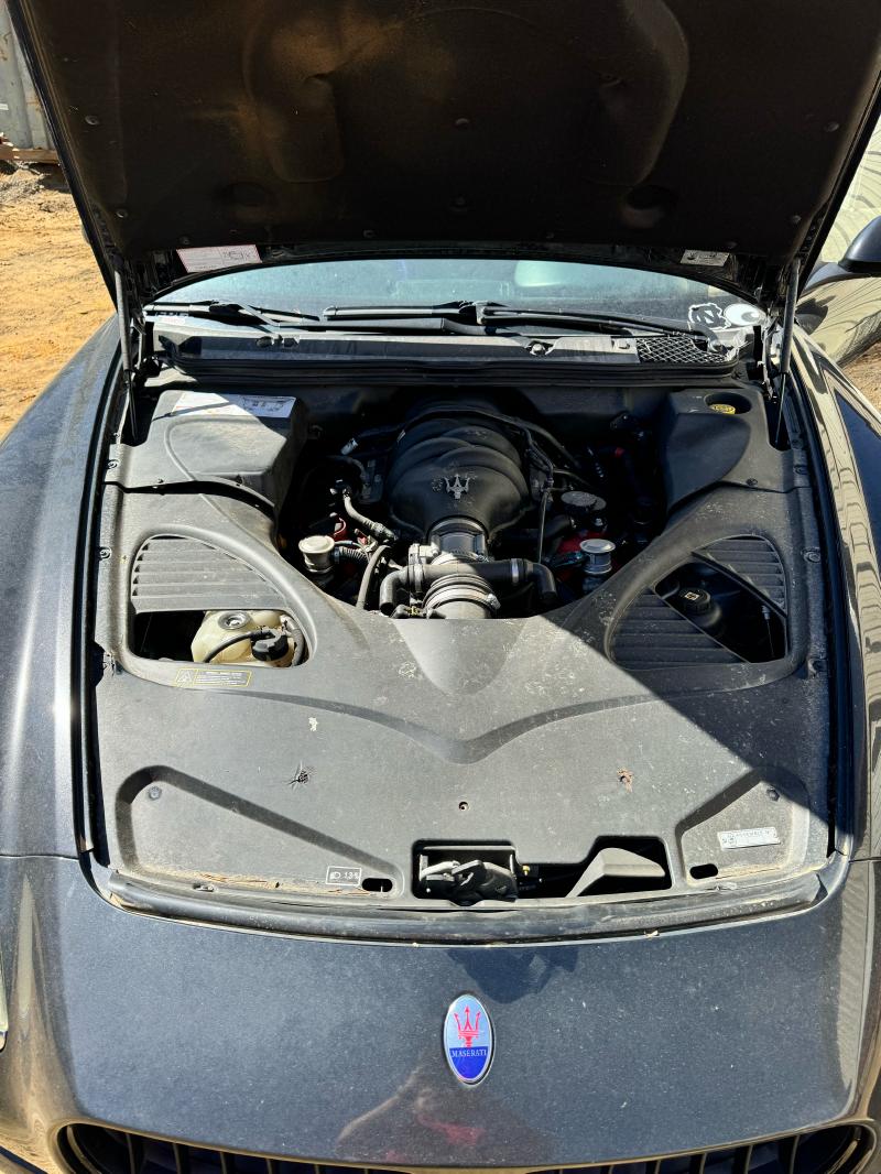 2011 Maserati Quattroporte Front Door Regulator