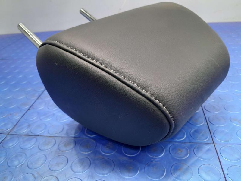 2023 Acura Integra Headrest