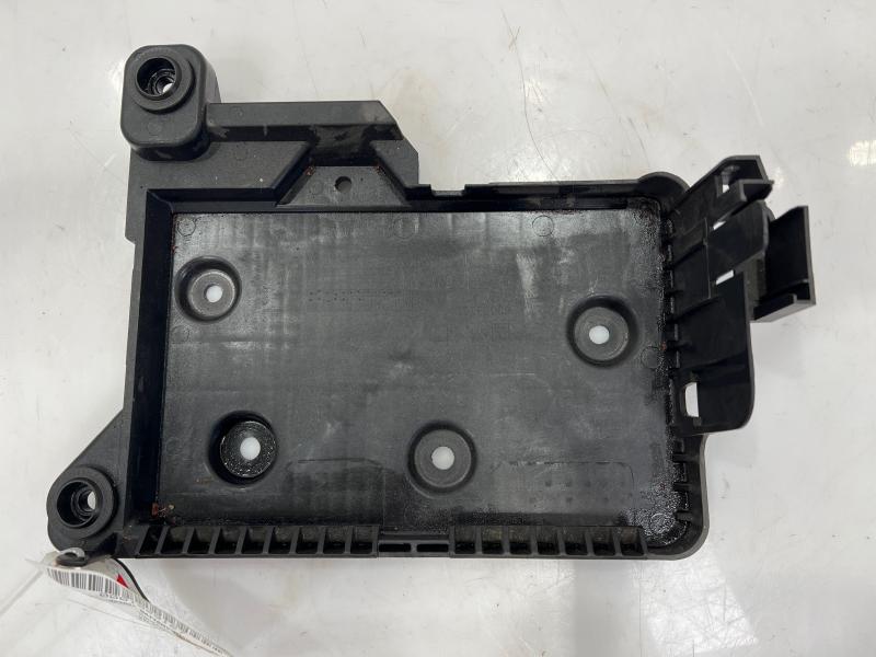 2021 Chevrolet Trailblazer Battery Tray