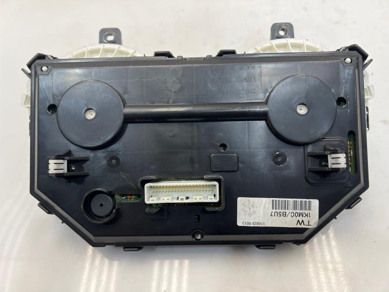 2011 Nissan Juke AWD CVT Instrument Cluster Speedometer OEM 248201KM0C