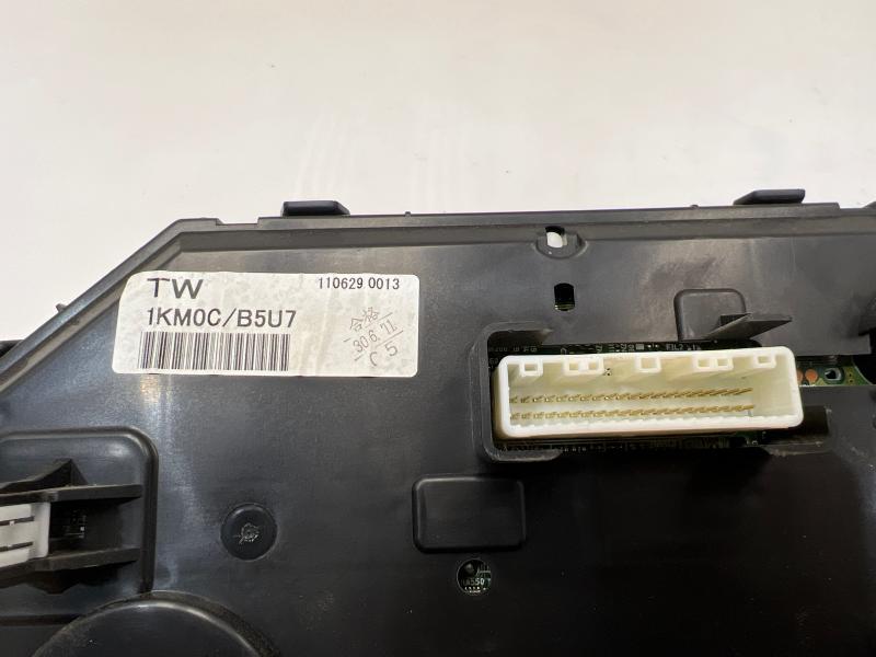 2011 Nissan Juke AWD CVT Instrument Cluster Speedometer OEM 248201KM0C