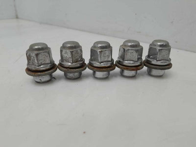 2016 Genesis Genesis Lug Nuts