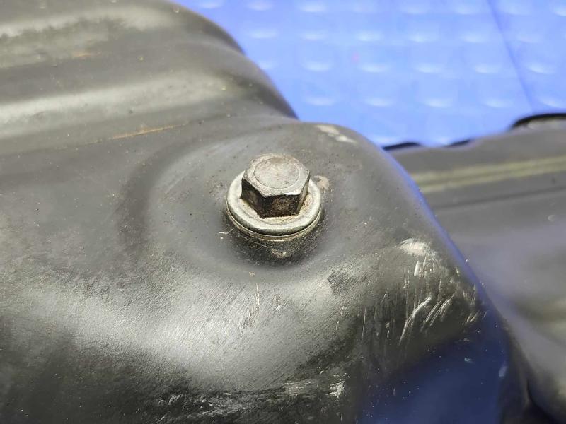 2004 Toyota Tundra Oil Pan