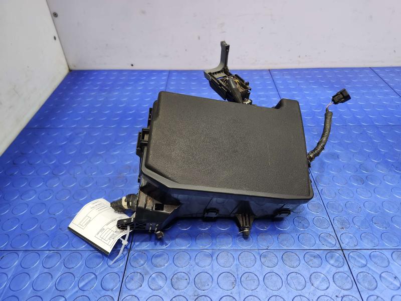 2013 Toyota Prius Engine Fuse Box