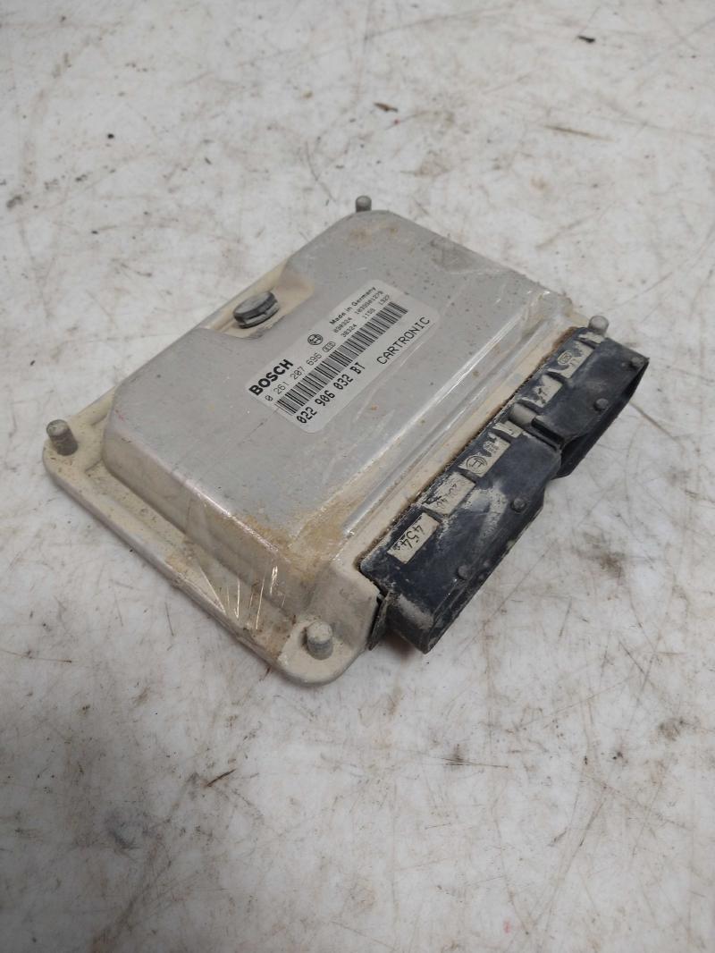 2004 Porsche Cayenne Engine/Motor Brain Box