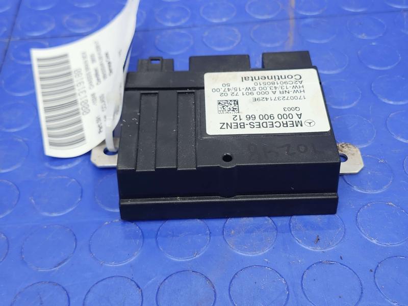 2017 Mercedes-Benz C300 W205 Fuel Pump Control Module OEM 0009006612