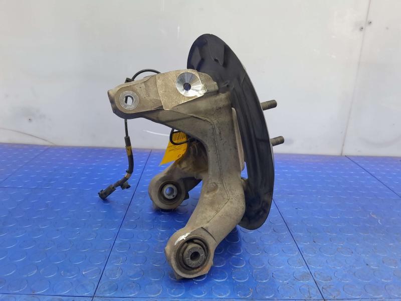 2017 Lincoln Continental Rear Knuckle/Stub Axle