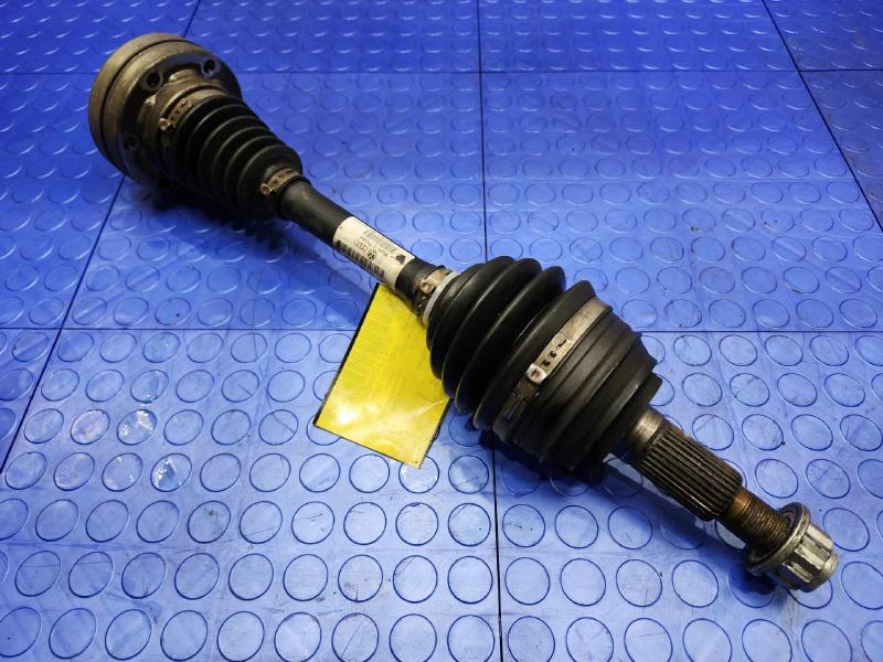 2015 Audi Q7 Axle Shaft