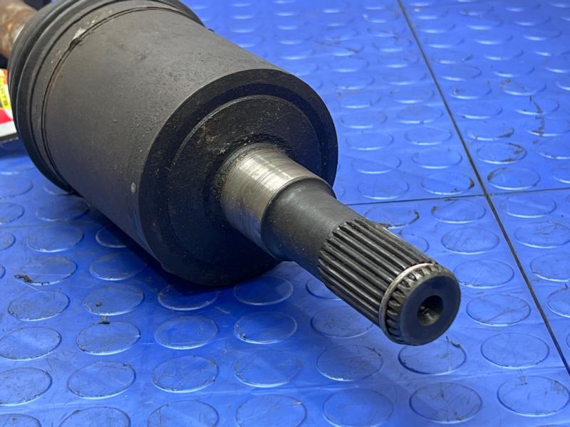 2002-2007 Jeep Liberty 3.7L Front CV Drive Axle LH Driver Side OEM 52111780AB