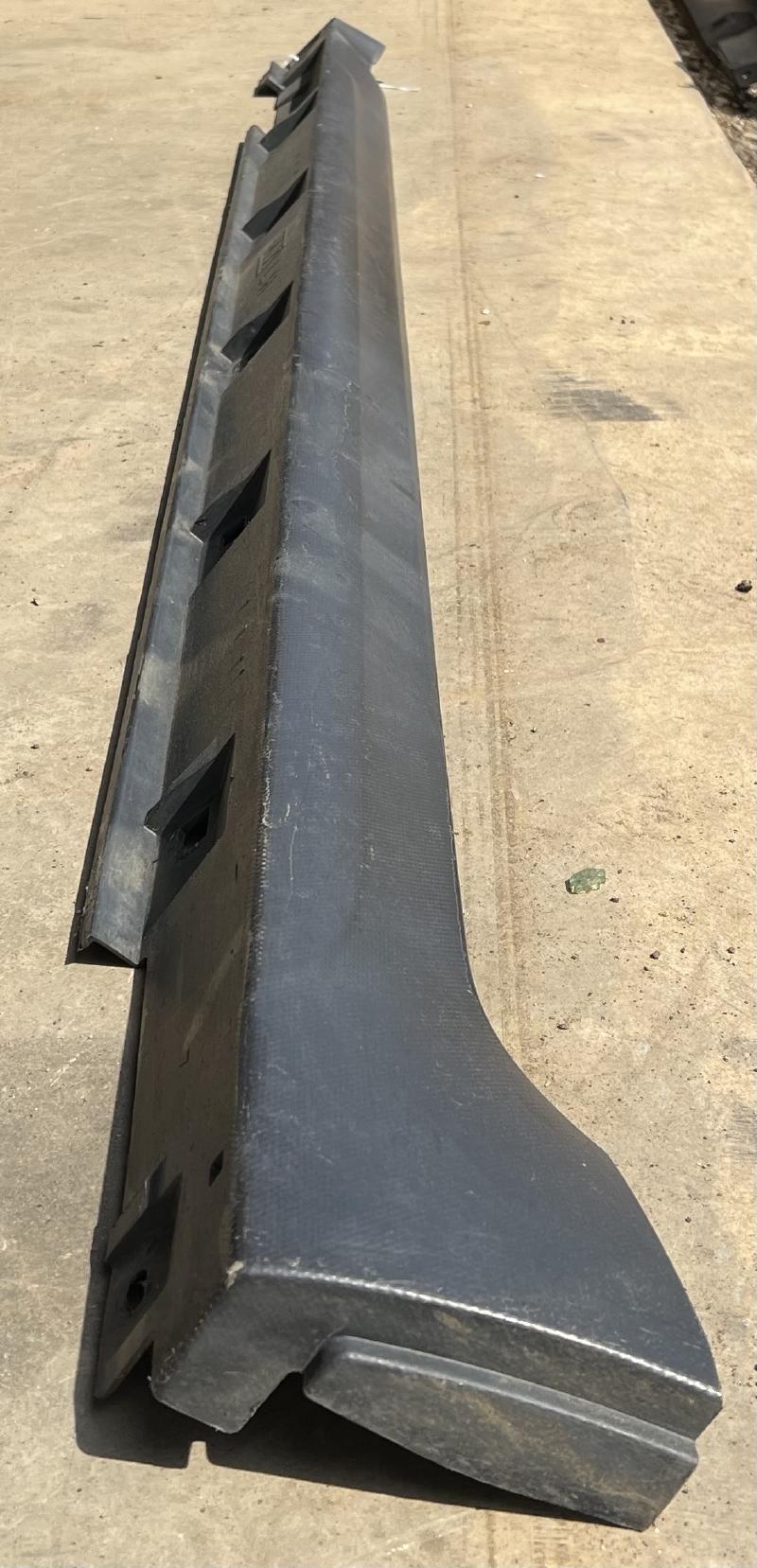 2013 Subaru Crosstrek Rocker Moulding