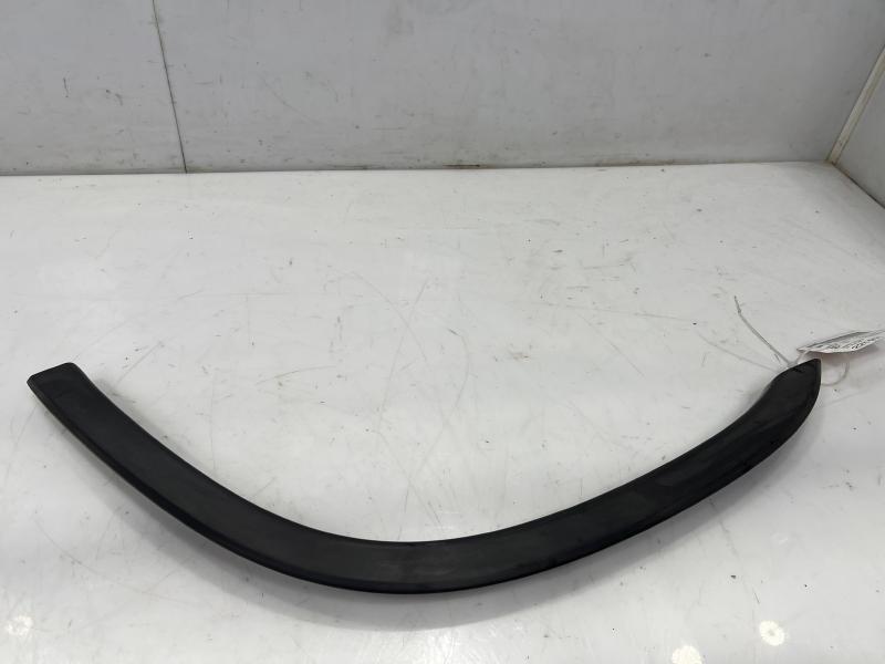 1999 Honda CR-V Wheel Opening Moulding