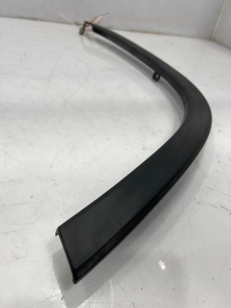 1999 Honda CR-V Wheel Opening Moulding