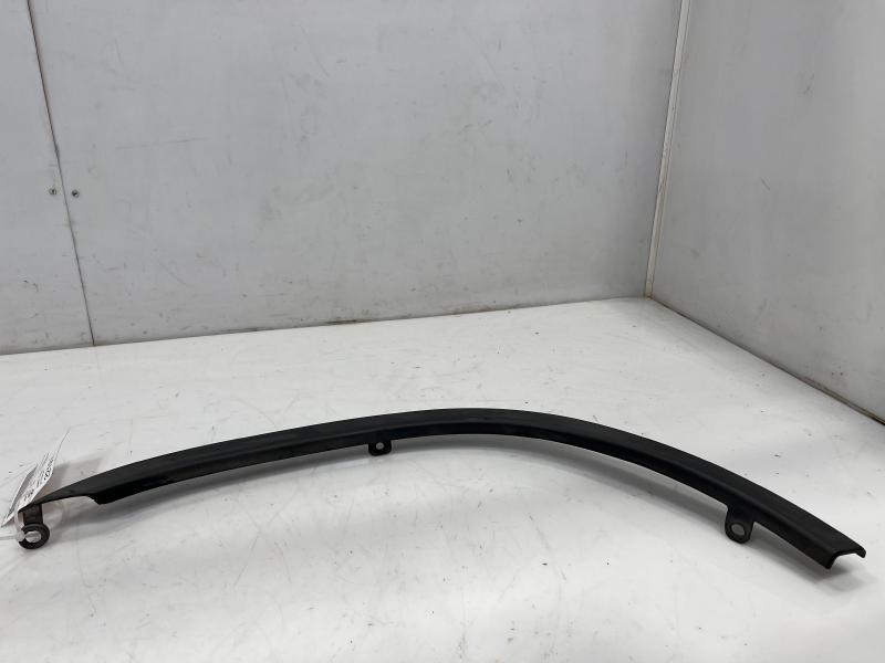 1999 Honda CR-V Wheel Opening Moulding