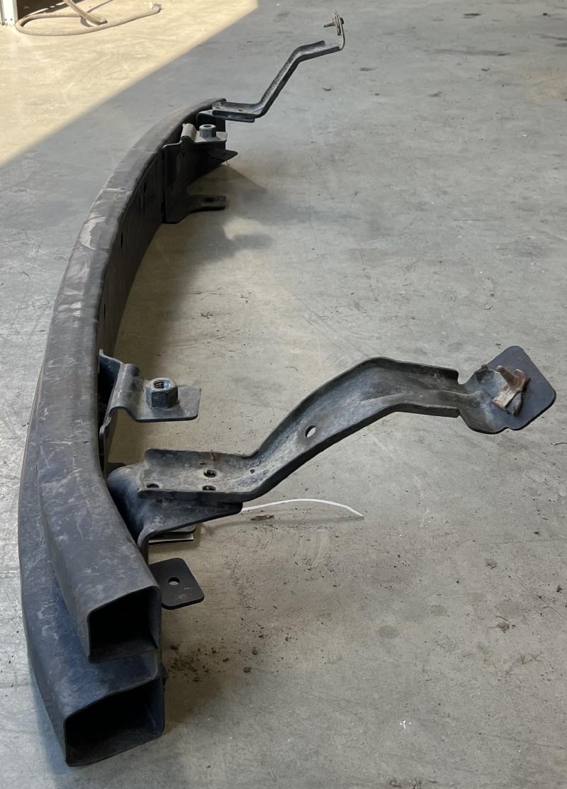 2009 Chevrolet Tahoe Front Bumper Reinforcement