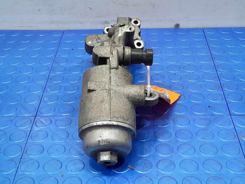 2014 Chevrolet Caprice Oil Filter Housing