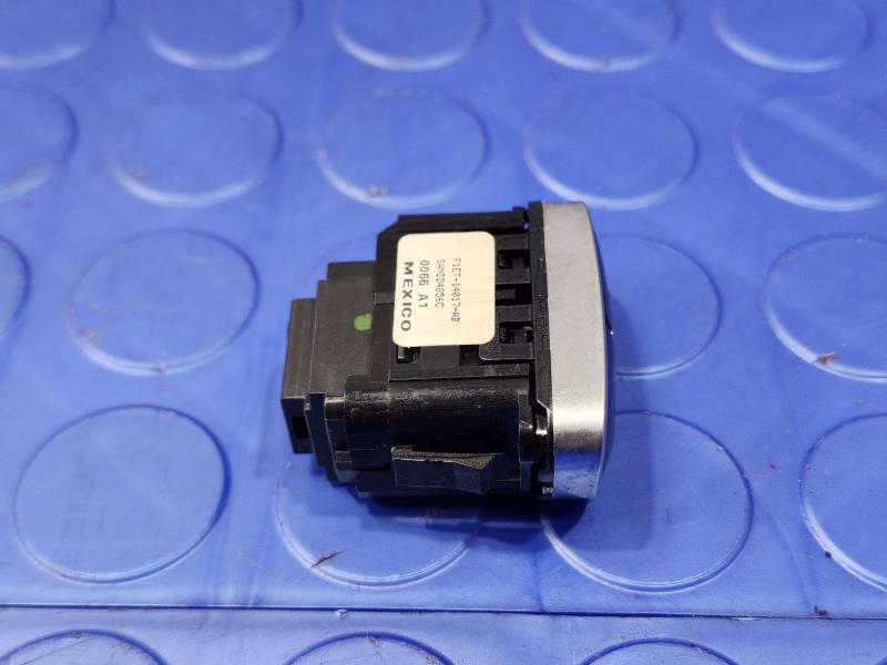 2015-2018 Ford Focus Driver Door Lock Control Switch Genuine OEM F1ET14017AB