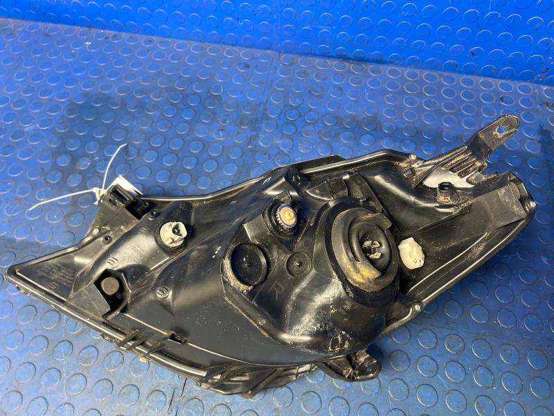 2012 Toyota Yaris Headlamp Assembly