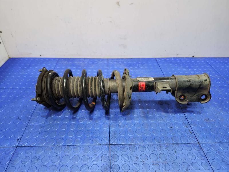 2016 Kia Sedona Strut Assembly